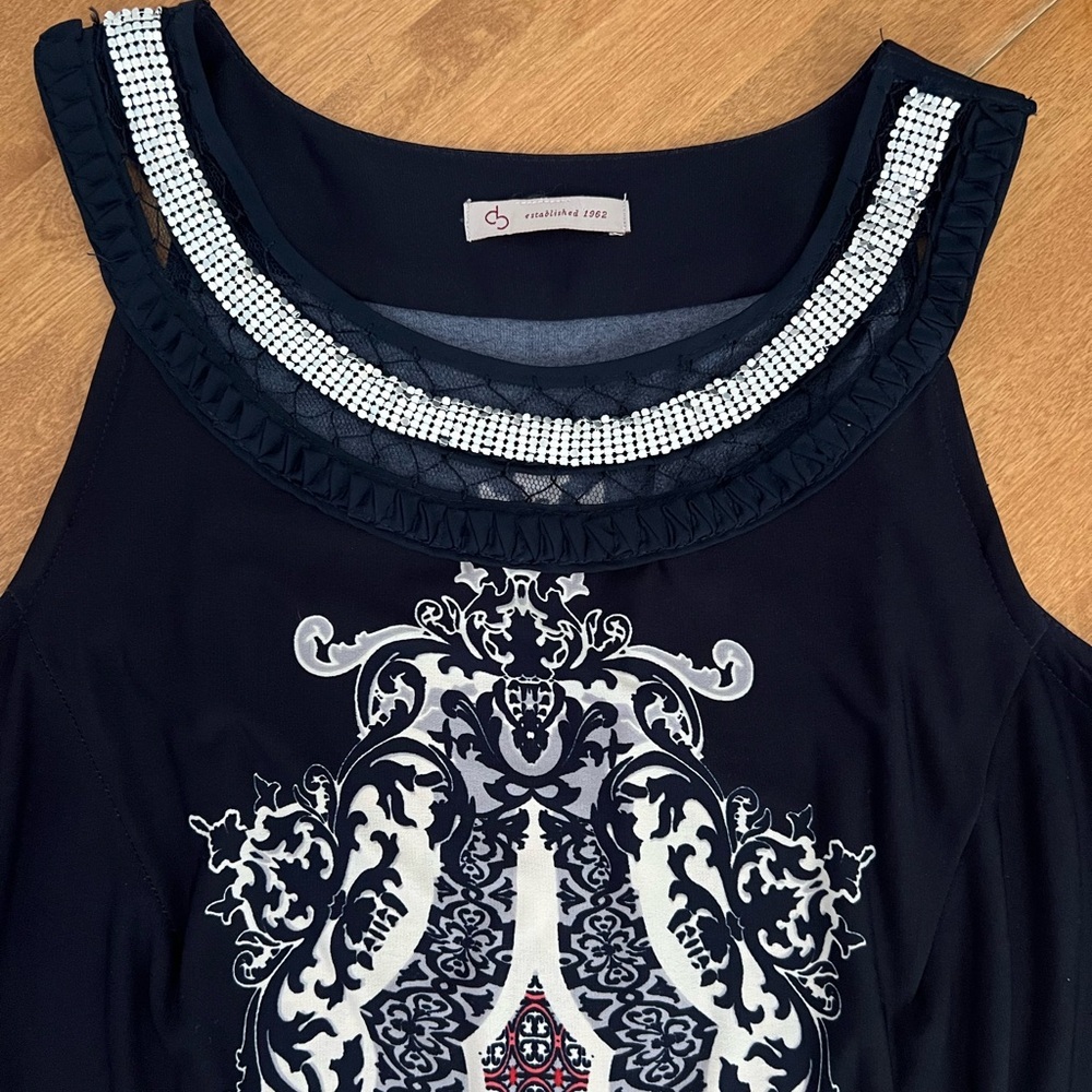 DB Established 1962 Sleeveless Dress embellished neckline Unique patterns size M - Picture 6 of 7